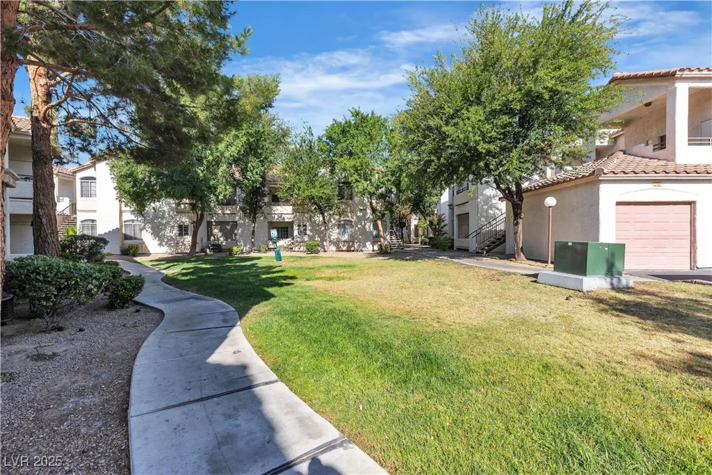 1300 Arlington, Las Vegas, NV 89104
