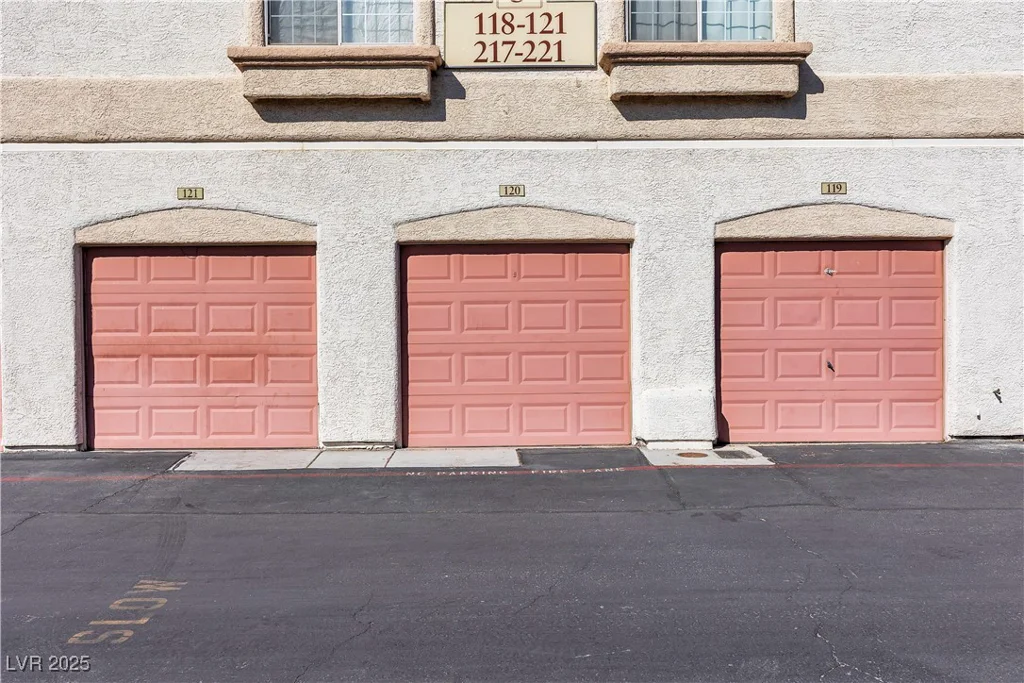 1300 Arlington, Las Vegas, NV 89104