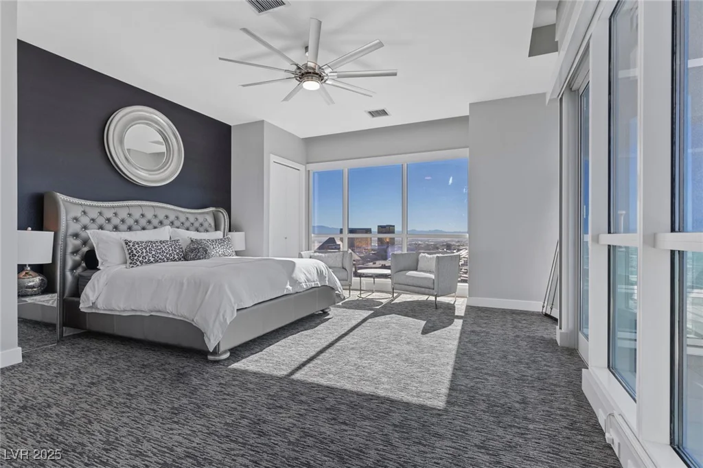 4575 Dean Martin, Las Vegas, NV 89103
