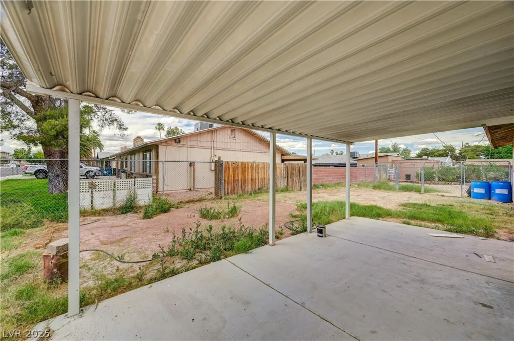 2209 Arden, Las Vegas, NV 89104