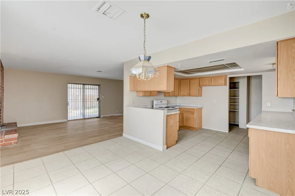 2209 Arden, Las Vegas, NV 89104
