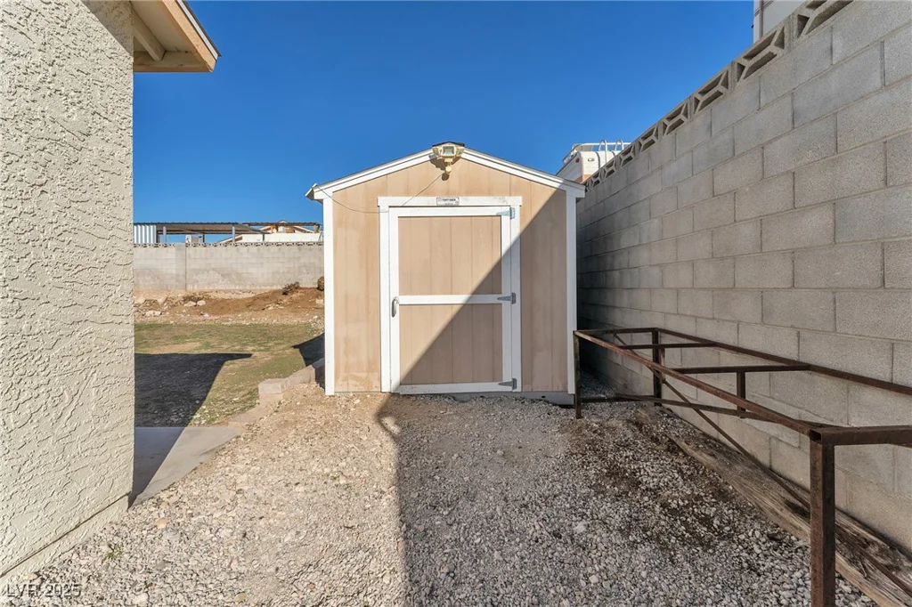 6772 Bethany, Las Vegas, NV 89156
