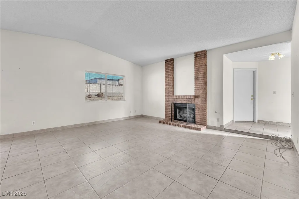 6772 Bethany, Las Vegas, NV 89156