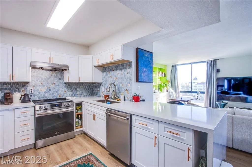 3930 University Center, Las Vegas, NV 89119