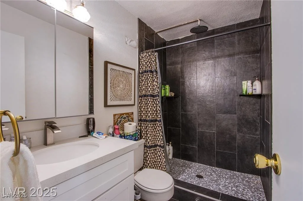 3930 University Center, Las Vegas, NV 89119