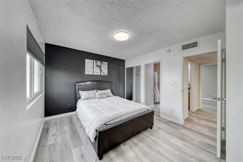 4770 Topaz, Las Vegas, NV 89121