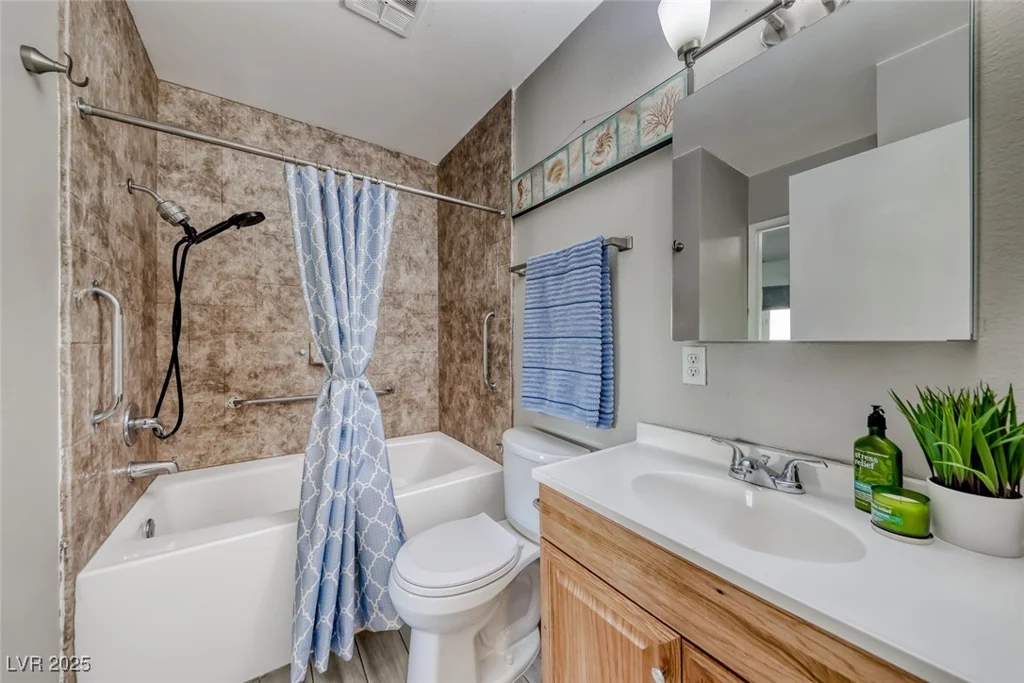 4770 Topaz, Las Vegas, NV 89121