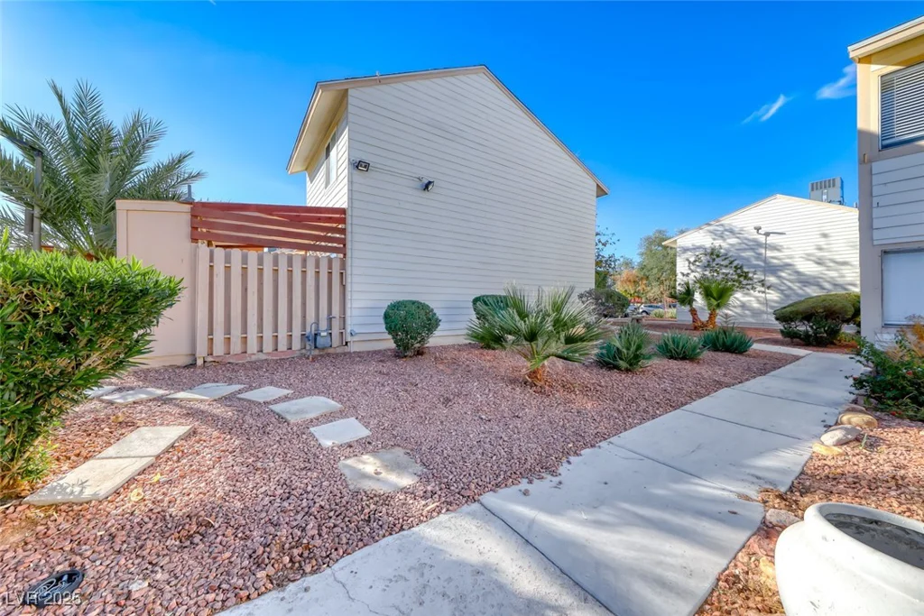 4770 Topaz, Las Vegas, NV 89121