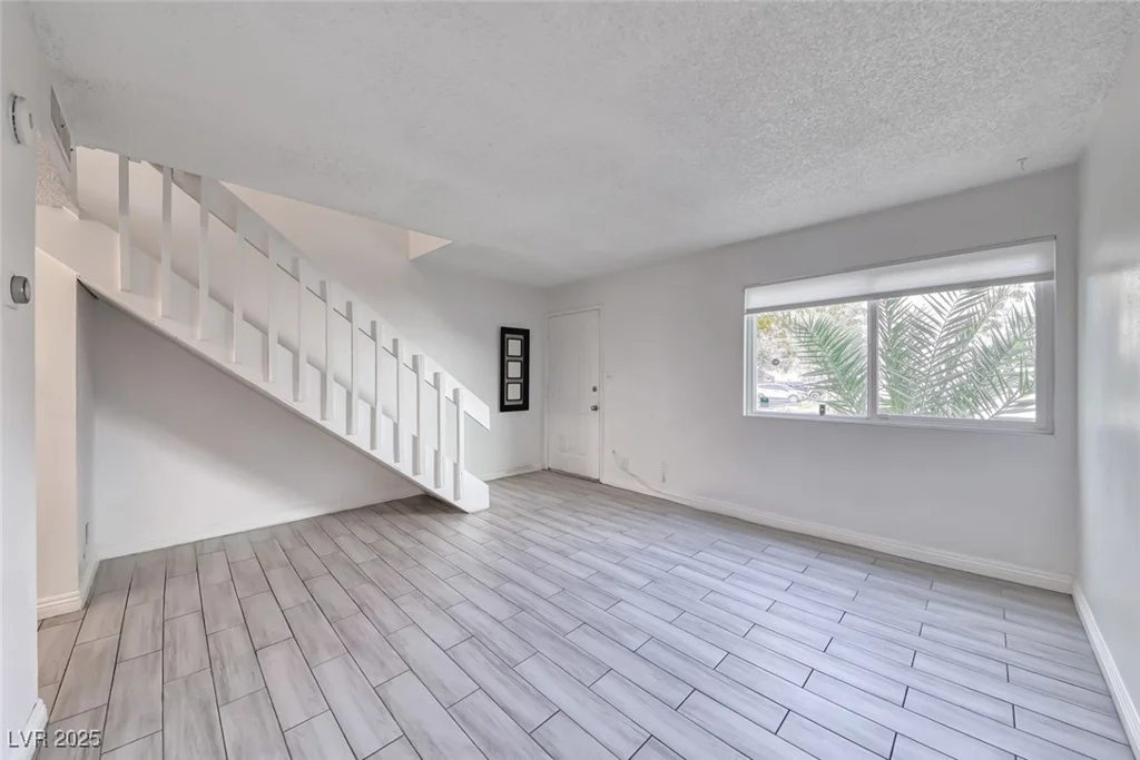 4770 Topaz, Las Vegas, NV 89121
