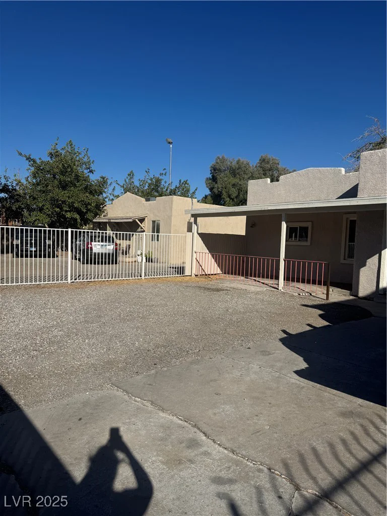 2529 Meadows, Las Vegas, NV 89101