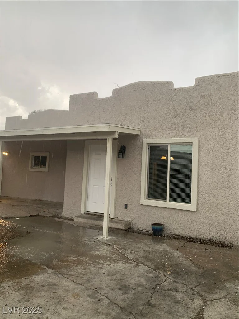 2529 Meadows, Las Vegas, NV 89101