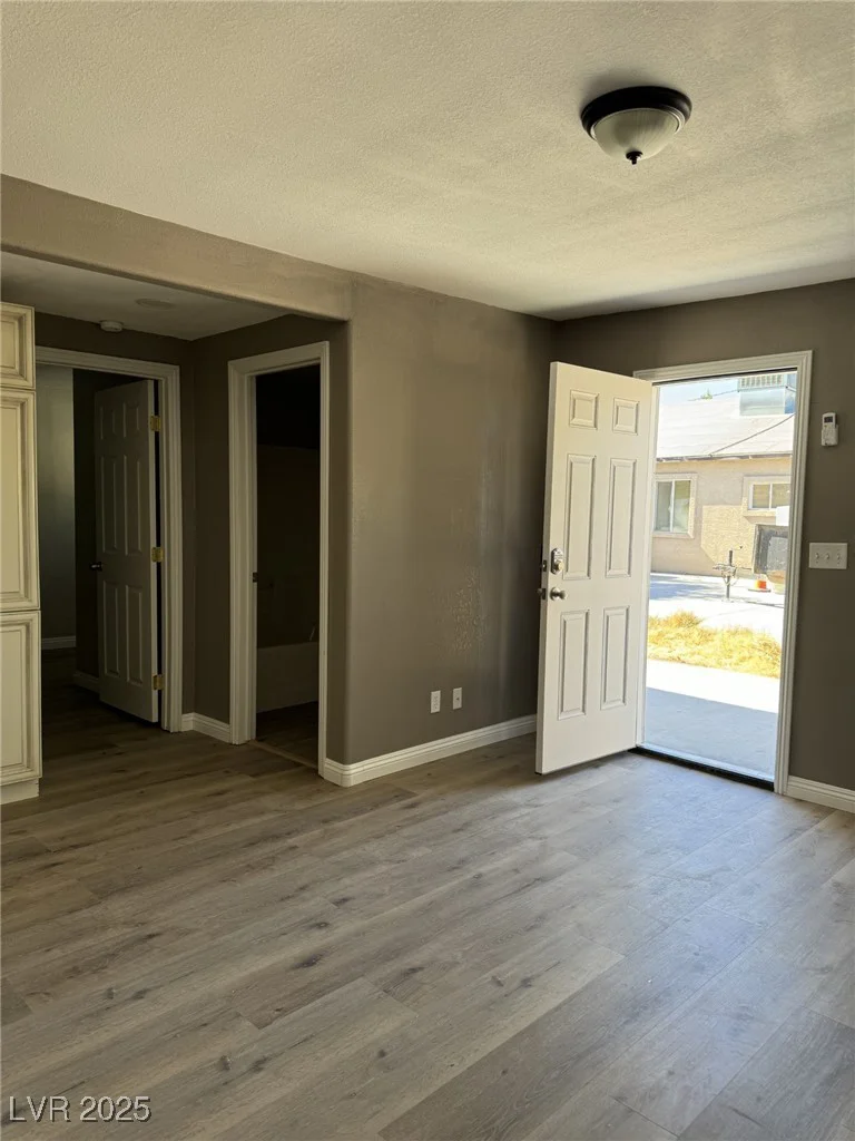 2529 Meadows, Las Vegas, NV 89101