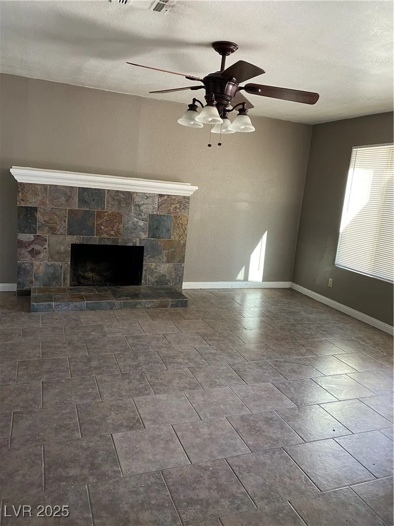 2529 Meadows, Las Vegas, NV 89101