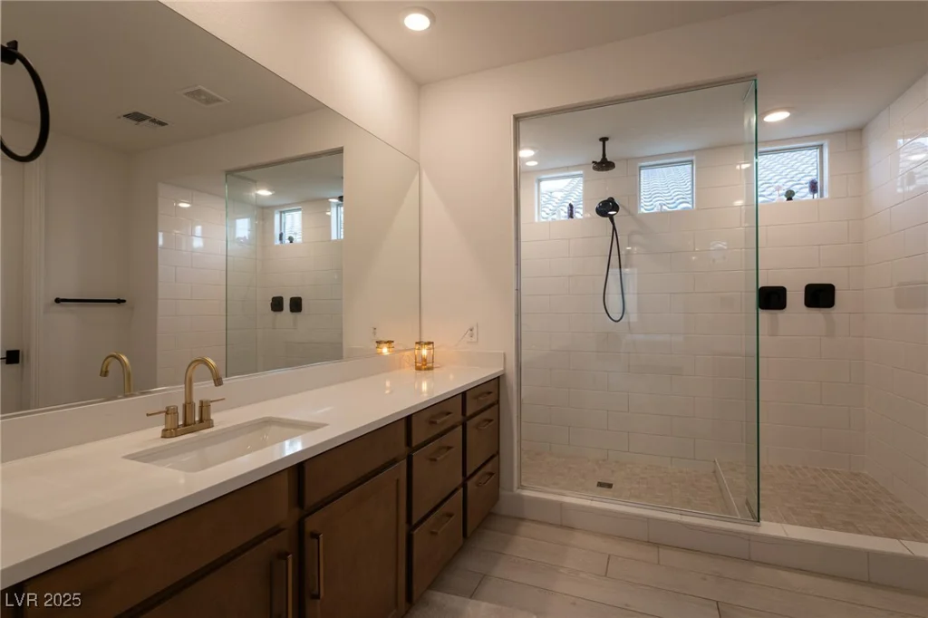 6486 Vanhoven Crest, Las Vegas, NV 89166