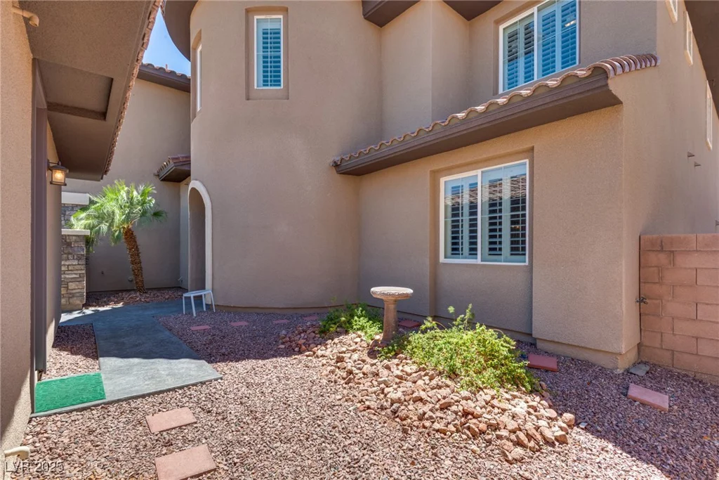 8505 Mayport, Las Vegas, NV 89131