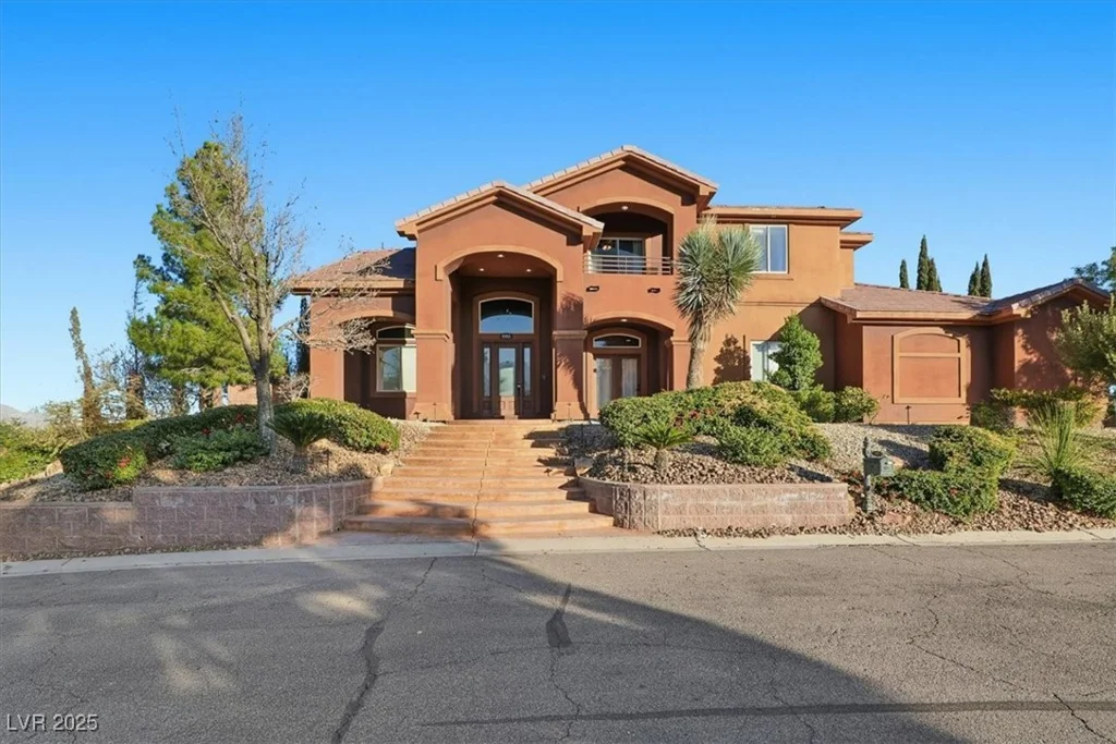 9465 Fisher, Las Vegas, NV 89149