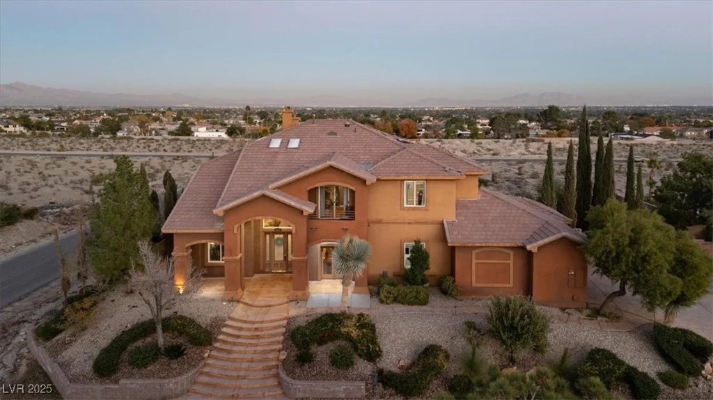 9465 Fisher, Las Vegas, NV 89149