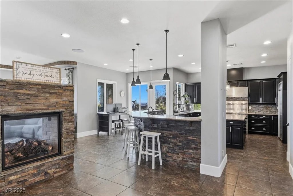 9465 Fisher, Las Vegas, NV 89149