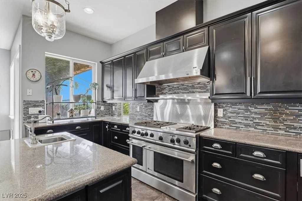 9465 Fisher, Las Vegas, NV 89149