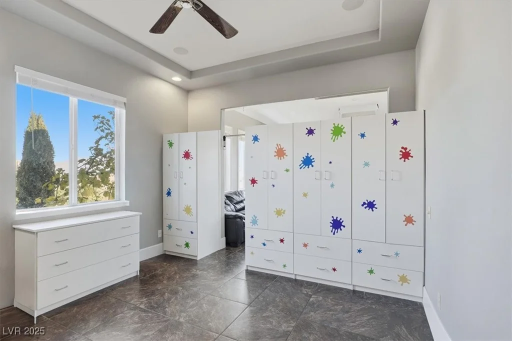 9465 Fisher, Las Vegas, NV 89149