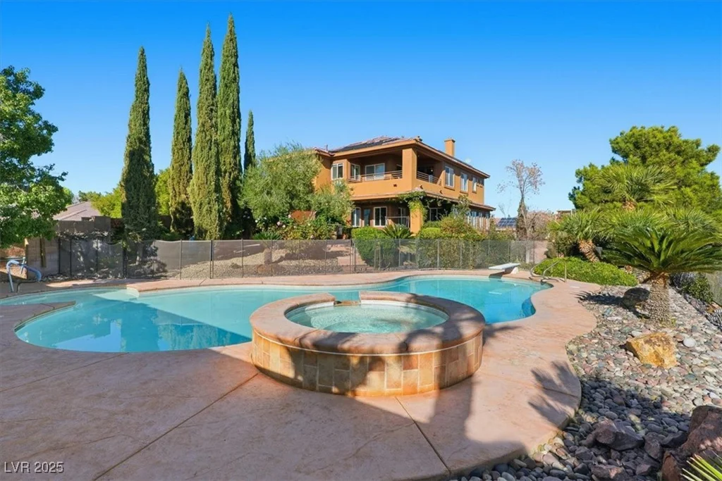9465 Fisher, Las Vegas, NV 89149