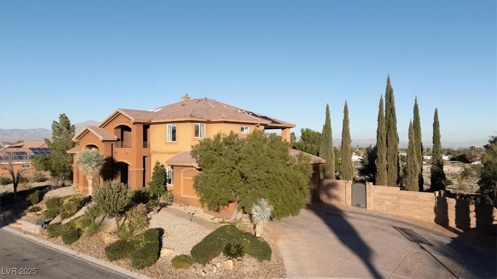 9465 Fisher, Las Vegas, NV 89149