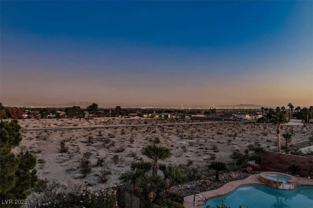 9465 Fisher, Las Vegas, NV 89149