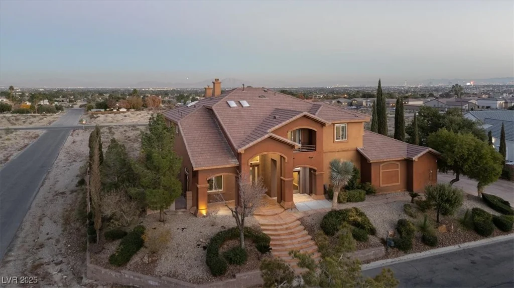 9465 Fisher, Las Vegas, NV 89149