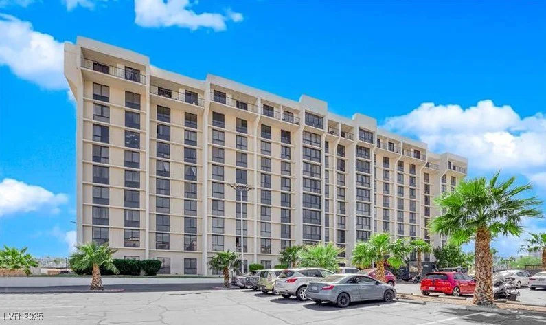 3930 University Center, Las Vegas, NV 89119