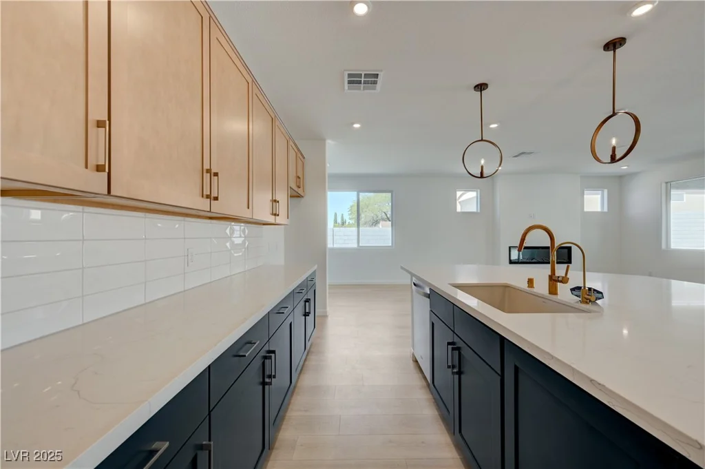 394 Arizona, Boulder City, NV 89005