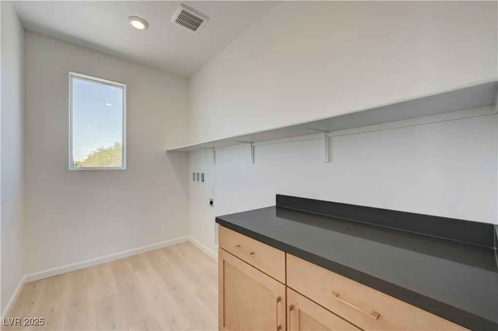 394 Arizona, Boulder City, NV 89005