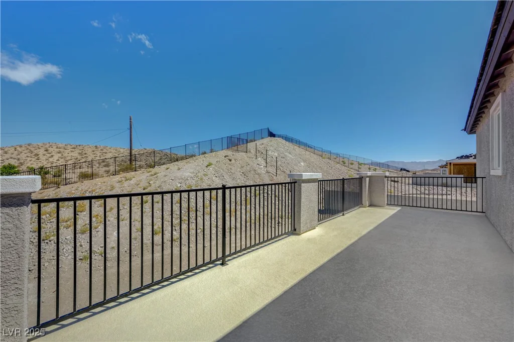 394 Arizona, Boulder City, NV 89005