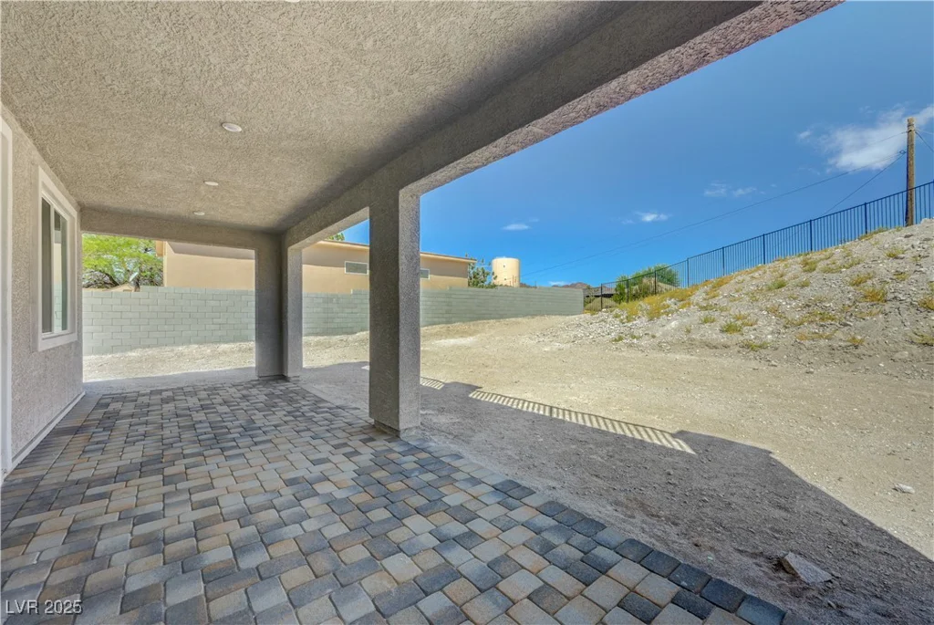 394 Arizona, Boulder City, NV 89005