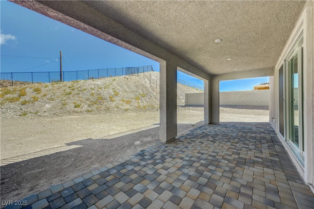 394 Arizona, Boulder City, NV 89005