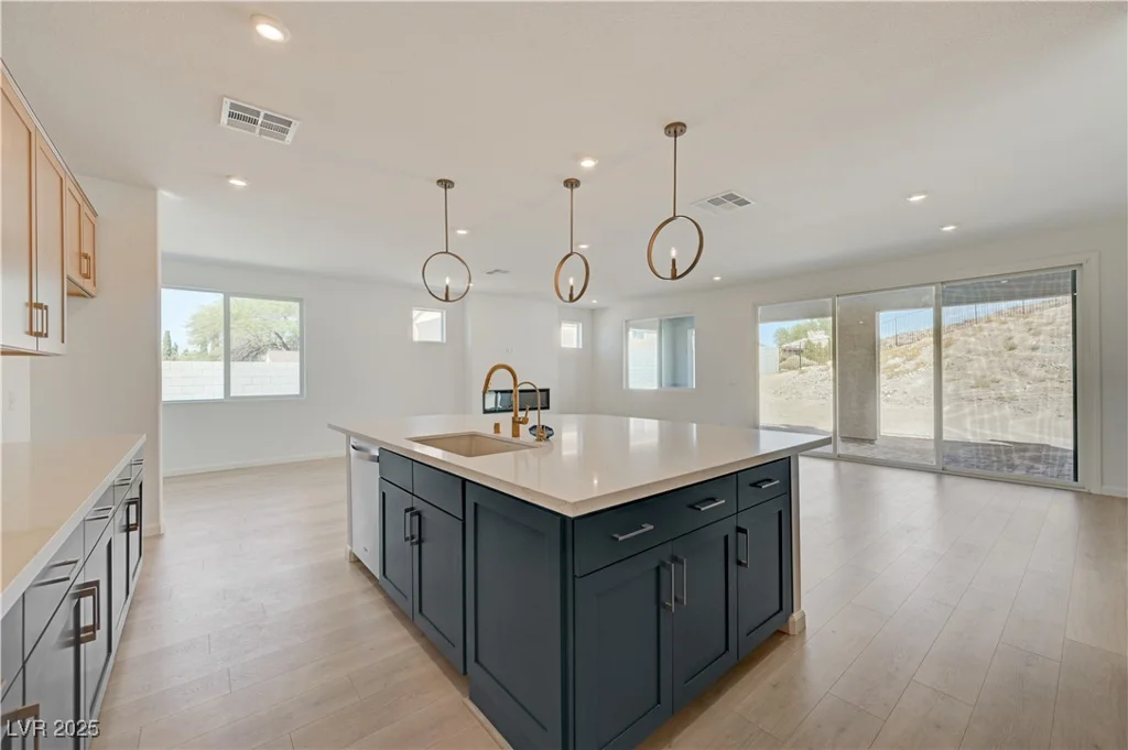 394 Arizona, Boulder City, NV 89005