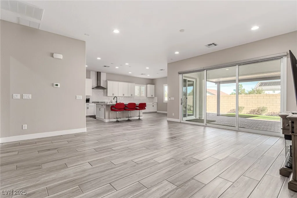 10086 Goff Grove Ct, Las Vegas, NV 89183