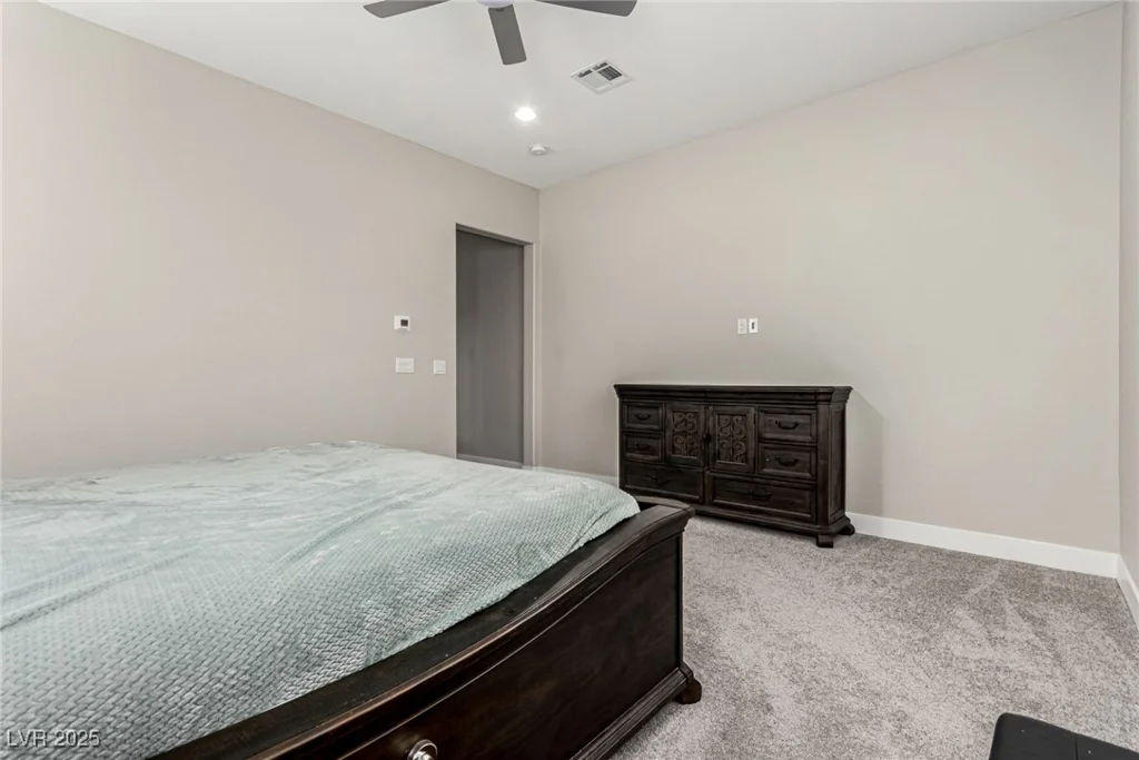 10086 Goff Grove Ct, Las Vegas, NV 89183
