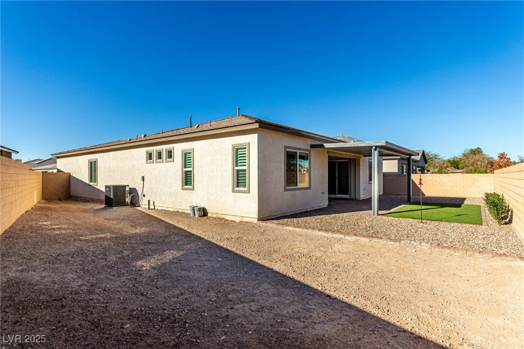 10086 Goff Grove Ct, Las Vegas, NV 89183