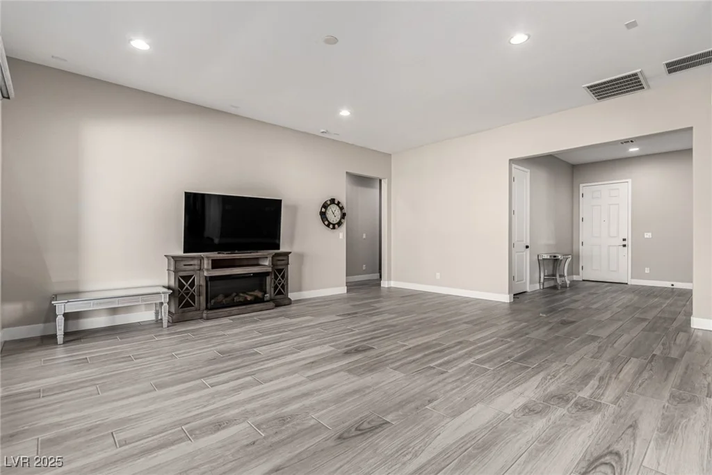 10086 Goff Grove Ct, Las Vegas, NV 89183