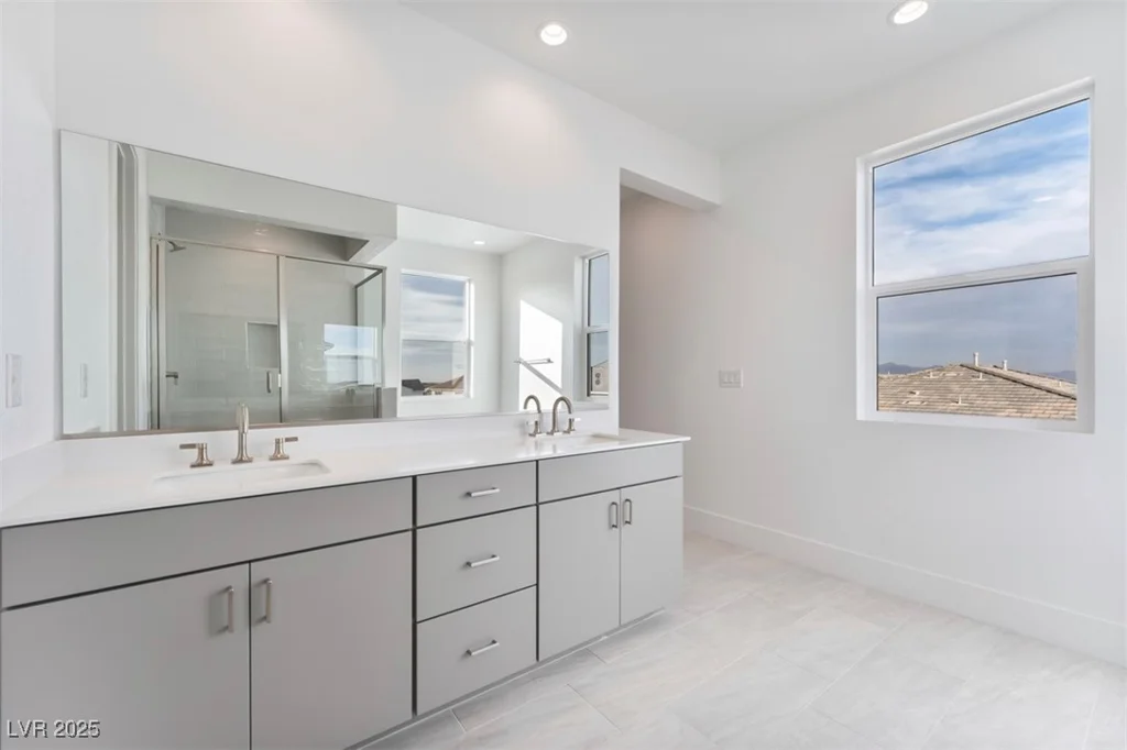 9032 Cielo Canyon, Las Vegas, NV 89166