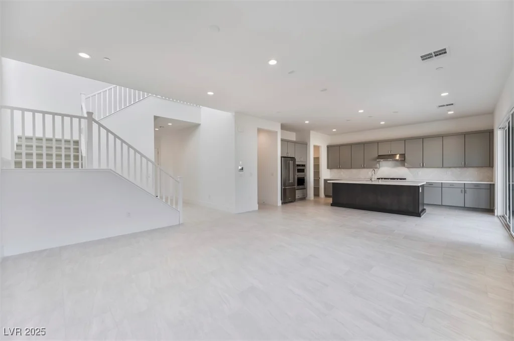 9032 Cielo Canyon, Las Vegas, NV 89166