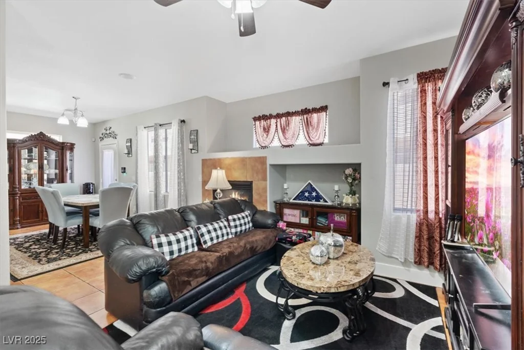 10918 Avenzano, Las Vegas, NV 89141