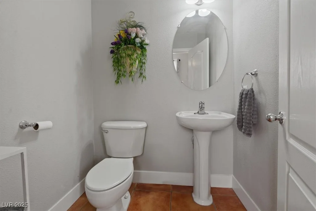 10918 Avenzano, Las Vegas, NV 89141