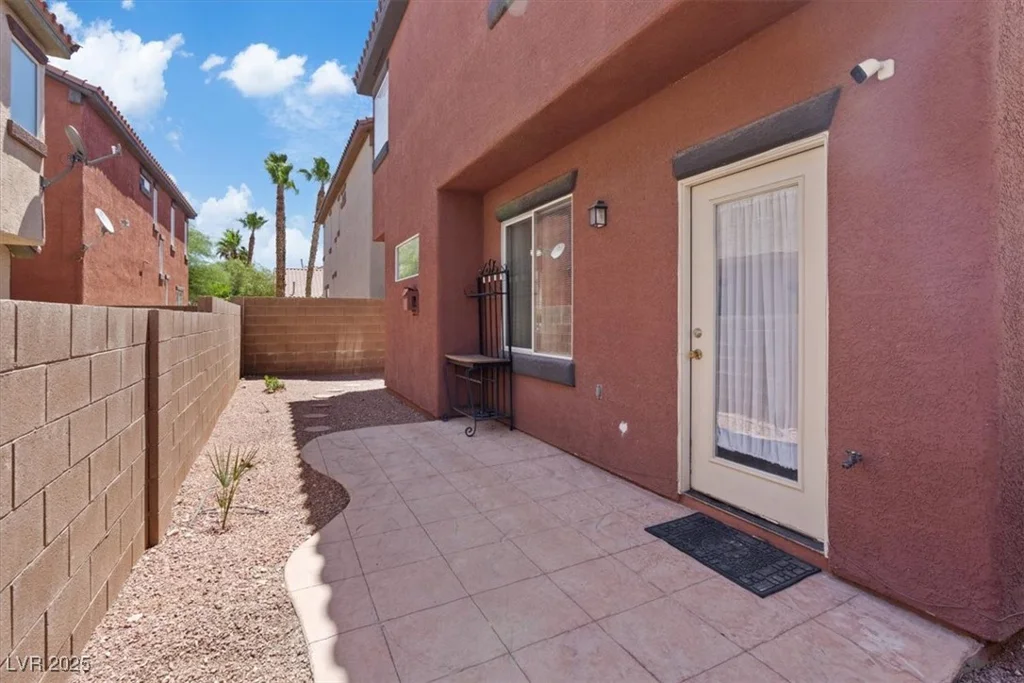 10918 Avenzano, Las Vegas, NV 89141