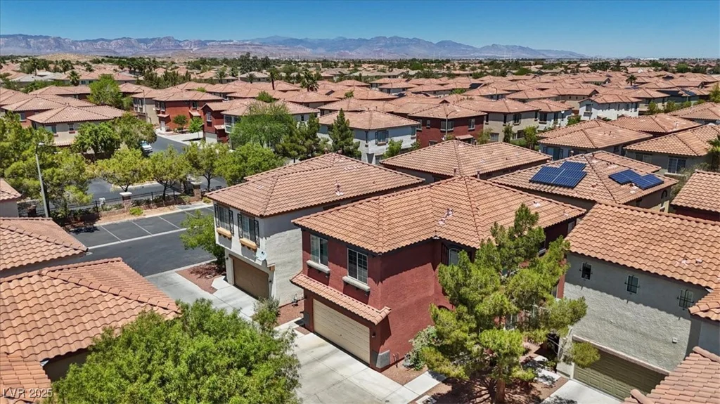 10918 Avenzano, Las Vegas, NV 89141