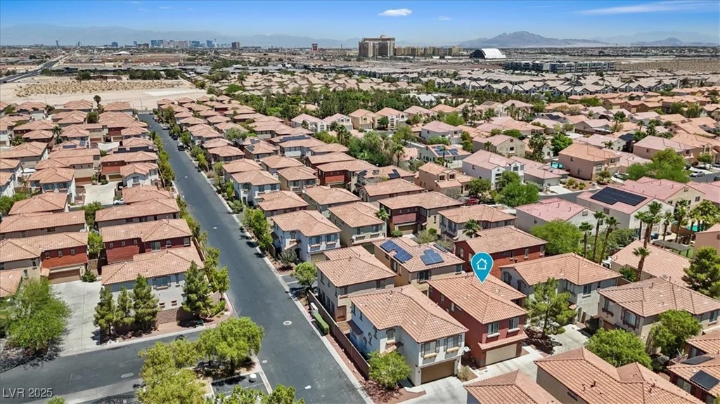 10918 Avenzano, Las Vegas, NV 89141