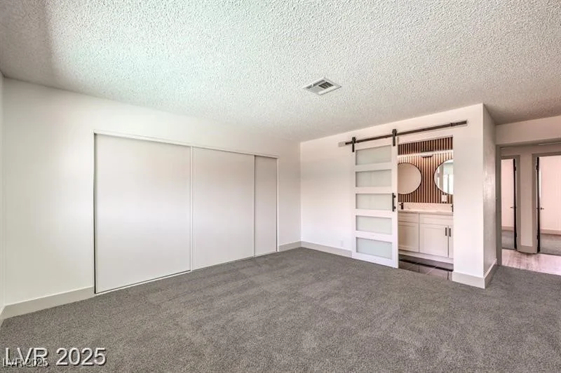 1700 Breezewood, Las Vegas, NV 89108