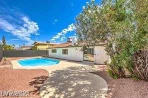1700 Breezewood, Las Vegas, NV 89108