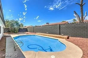 1700 Breezewood, Las Vegas, NV 89108