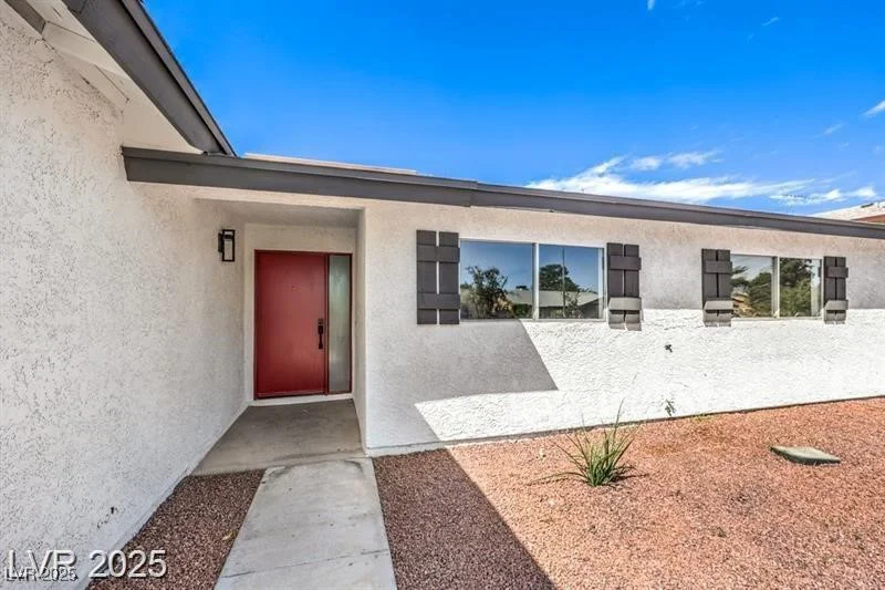 1700 Breezewood, Las Vegas, NV 89108